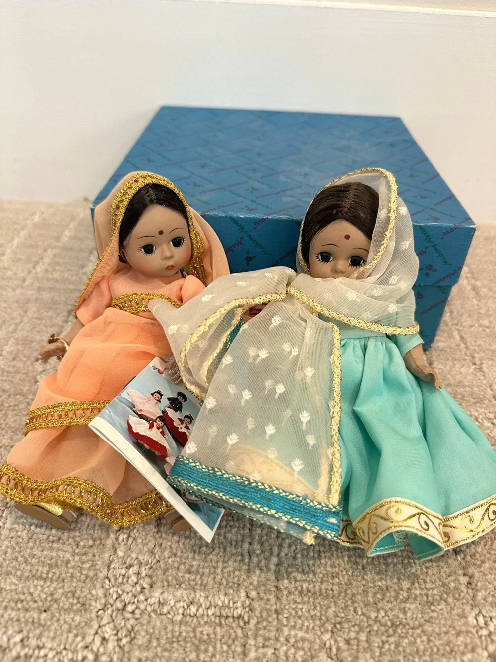 Alexander Doll Company: Traditional Indian-Style Kids Doll Set - Peach & Teal